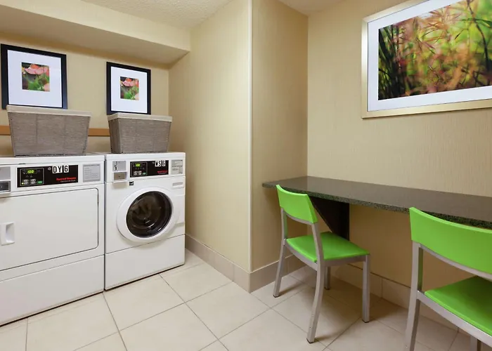 Hilton Garden Place 3*