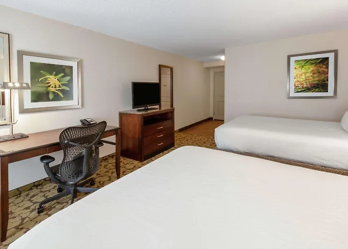Hilton Garden Place Hotel