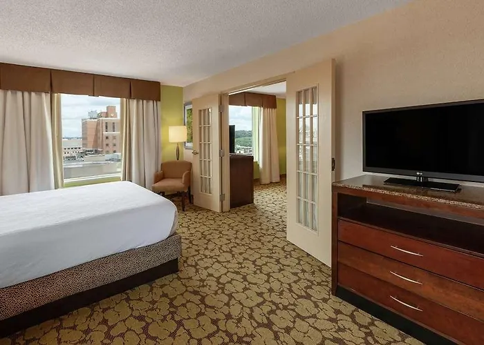 Hilton Garden Place Hotel