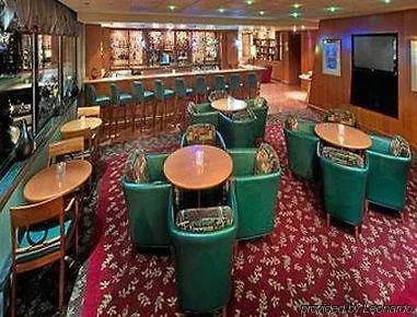 Hilton Garden Place Hotel